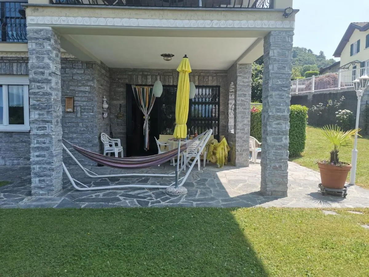 Bnbook Apartment La Motte Luino Italy